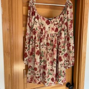New w/o tags. Women’s vici babydoll floral dress. Size Large